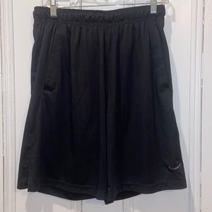 Mens medium basketball shorts
